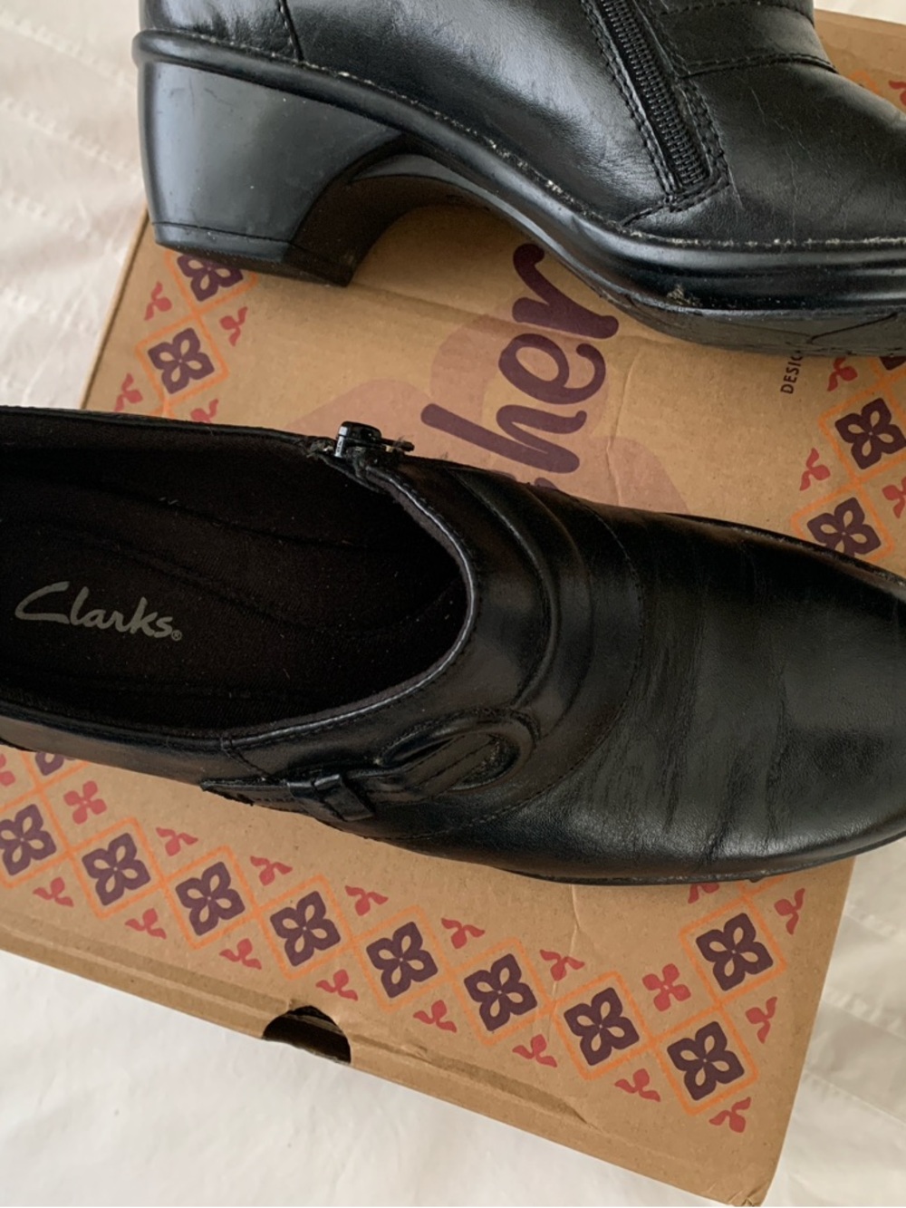 Clarks Women’s Black Leather Slip-On Dress Shoes